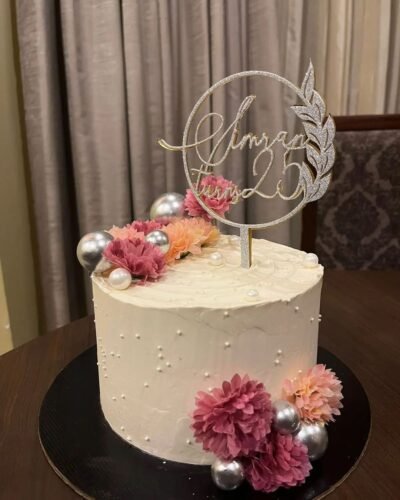 Pineapple and coconut flavour